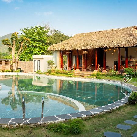 La Retreat Hotel Danang Exterior photo
